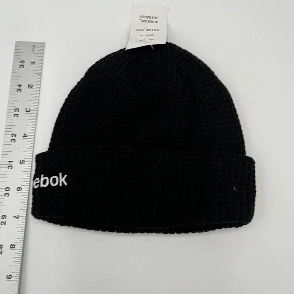 Reebok Boston Bruins Face Off Collection Beanie Hat Black NHL Hockey - Picture 3 of 6